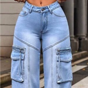 Jeans (oversized pockets)